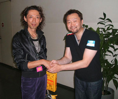 エンリケ氏と弊社代表